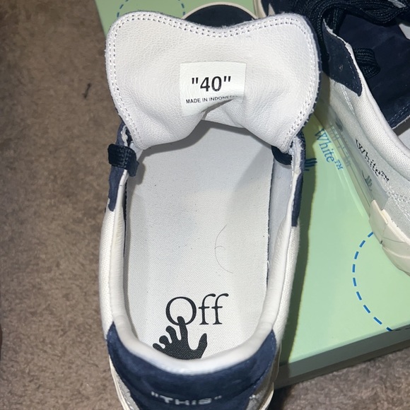 Off-White Low Vulcanized/Sued White Navy Blue - Picture 4 of 6